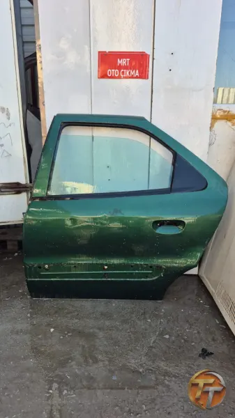 Citroen xsara sol arka kapı 4500tl