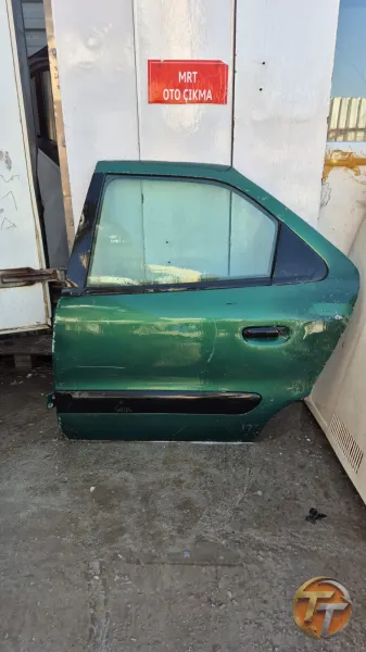 Citroen xsara sol arka kapı 4500tl