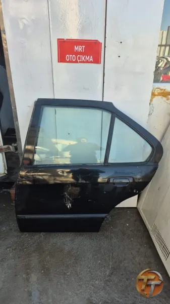 Bmw 3 serisi e 36 sol arka kapı
