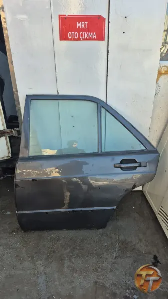 Mercedes 190 sol arka kapı
