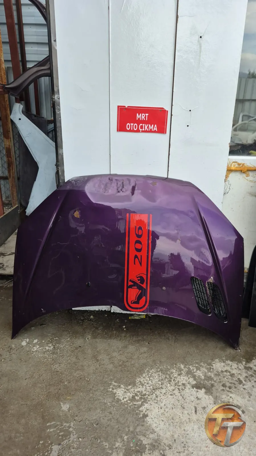 Peugeot 206 kaput