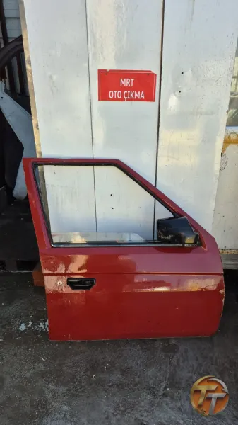 Skoda favorit sağ ön kapı