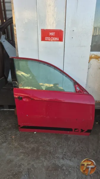 Alfa romeo 147 sağ ön kapı