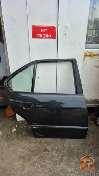 Bmw 3 serisi e36 sag arka kapı