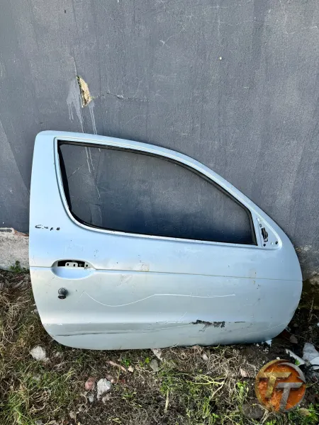 Renault megane 1 sağ ön kapı