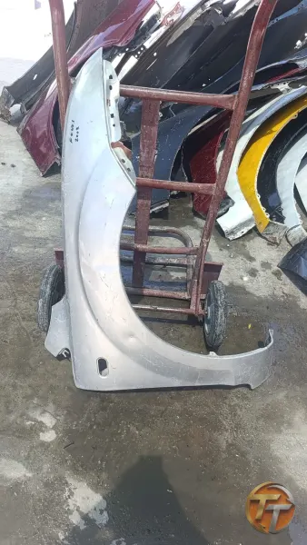 Ford focus sağ camurluk