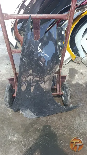 Volkswagen Polo sağ camurluk