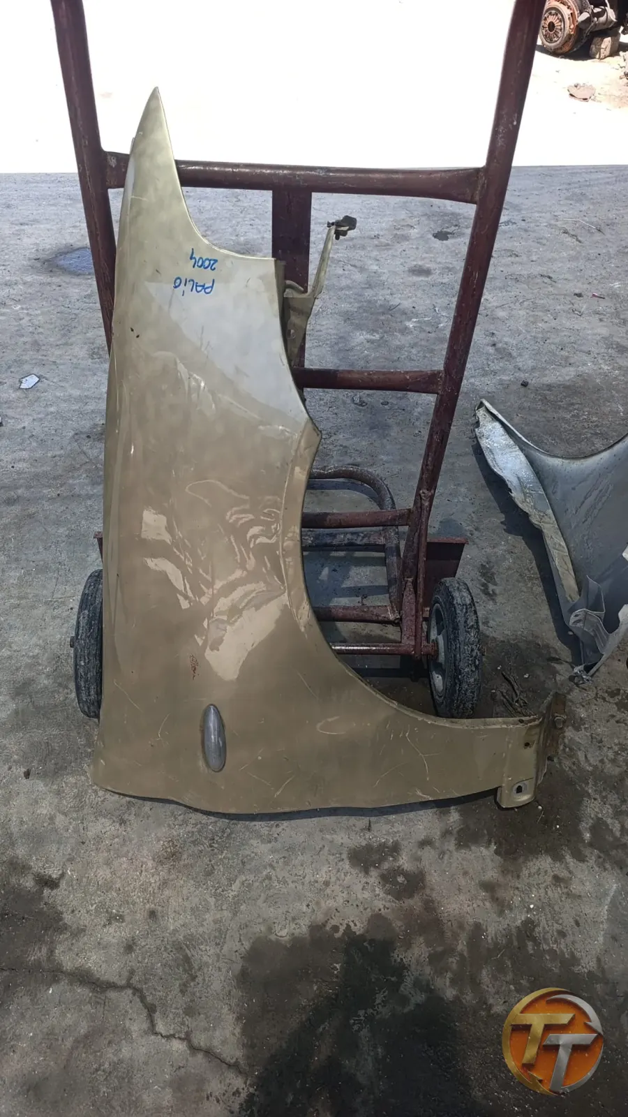 Fiat Palio sağ camurluk