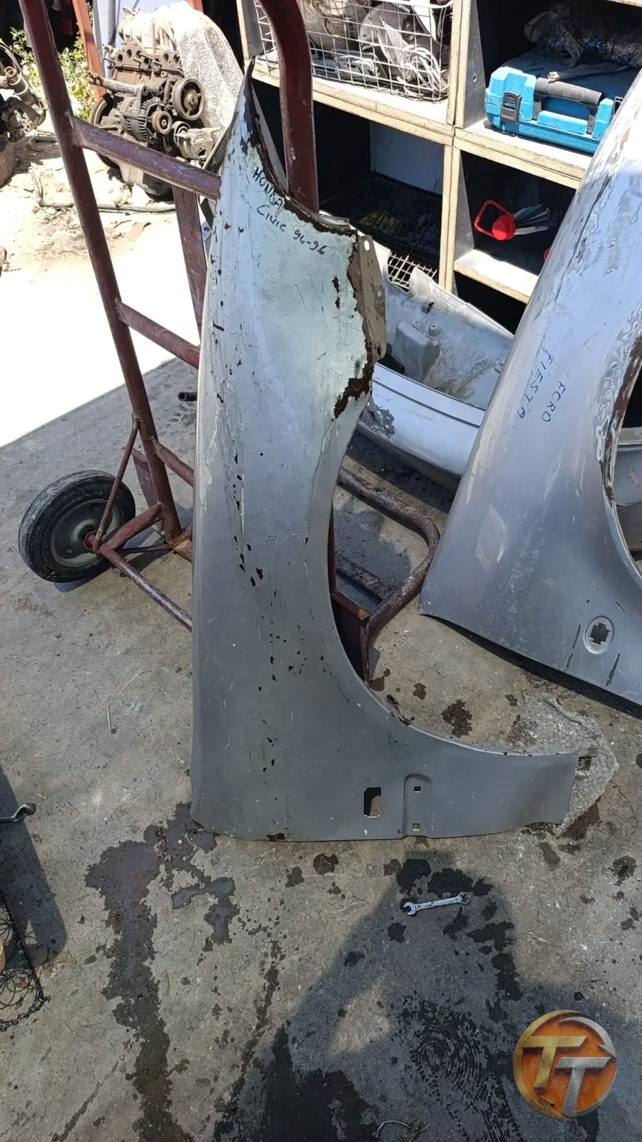 Honda Civic 94-96 sağ camurluk