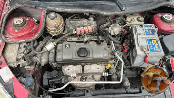 Peugeout 206 1.4 motor