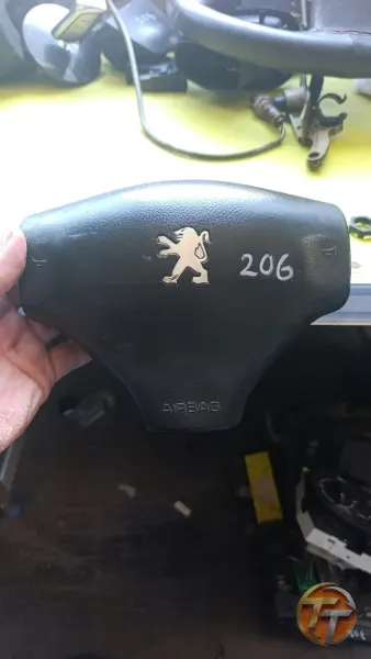 Peugeot 206 airbag