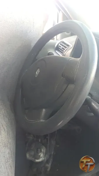Renault Clio airbag
