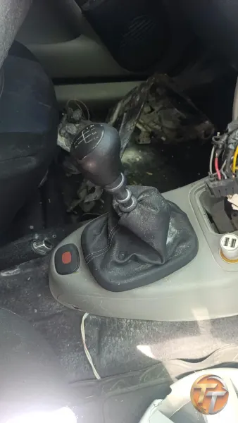 Renault Clio vites mekanizmasi