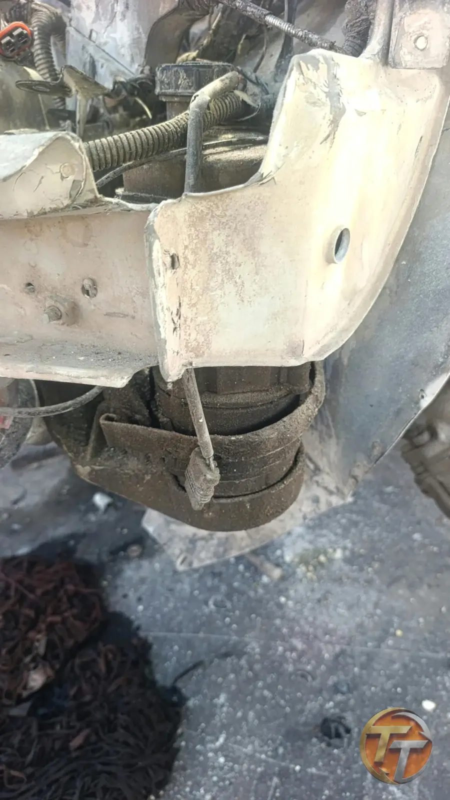 Renault Clio direksiyon pompasi