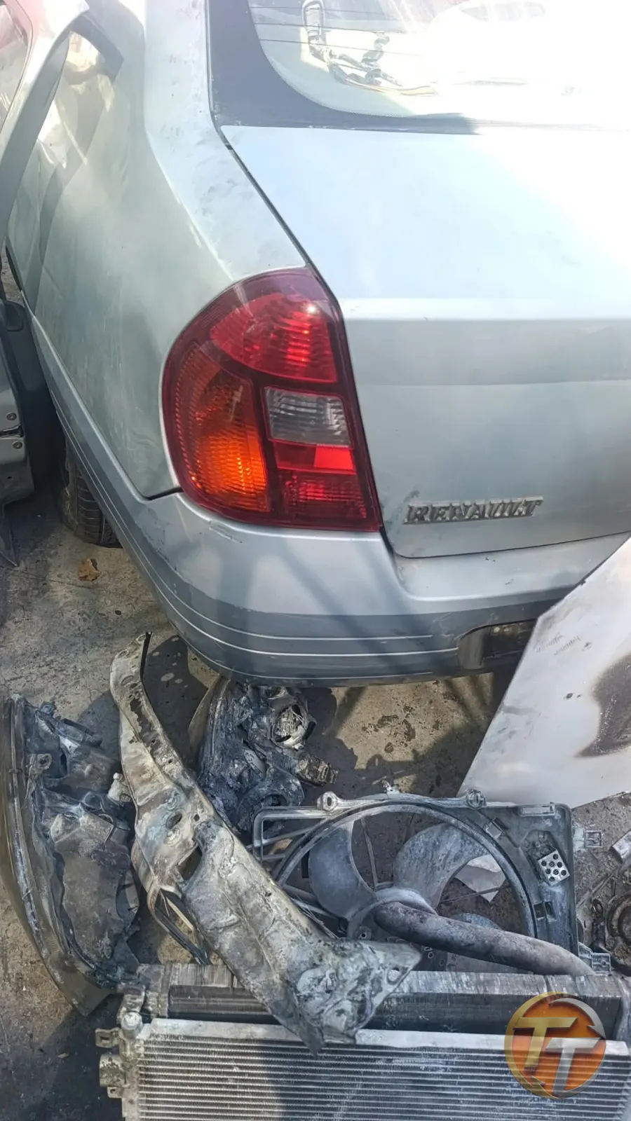 Renault Clio arka stop