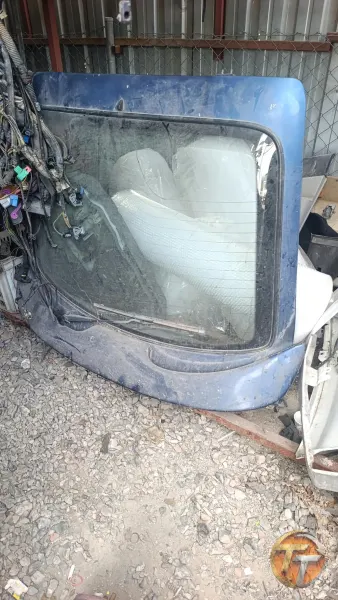 Fors escort arka bagaj kapagi