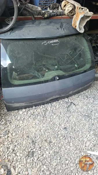 Citroen C4 arka bagaj kapagi