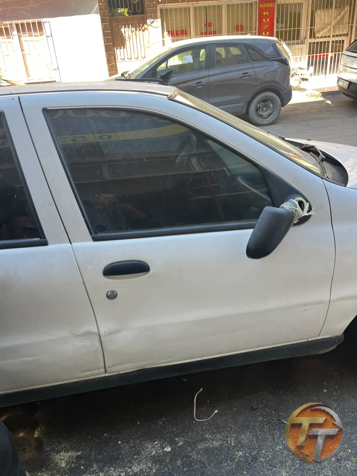 Fiat palio sağ ön kapı