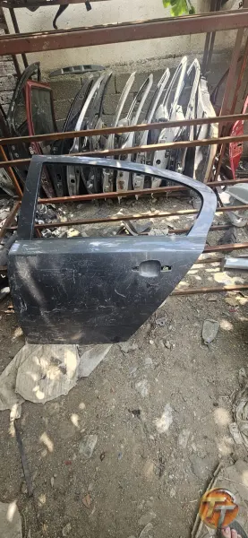Opel Astra H sol arka kapı