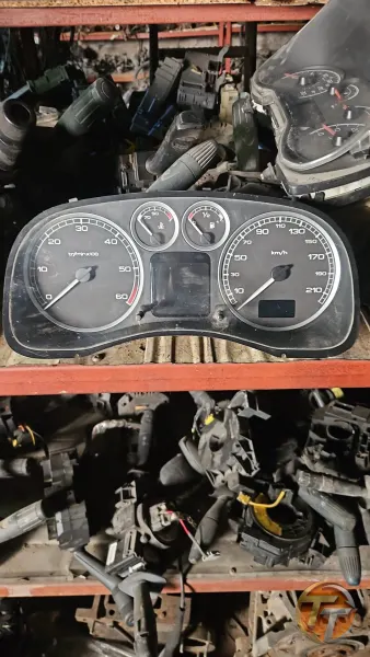 Peugeot 307 gösterge paneli