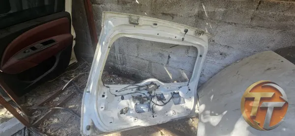 Çıkma Araç Kapısı İskeleti