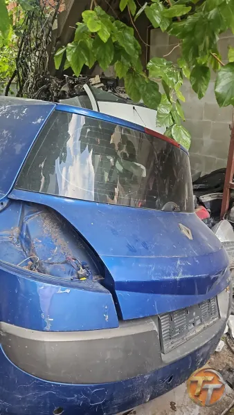 Renault Megane 2 bagaj kapağı