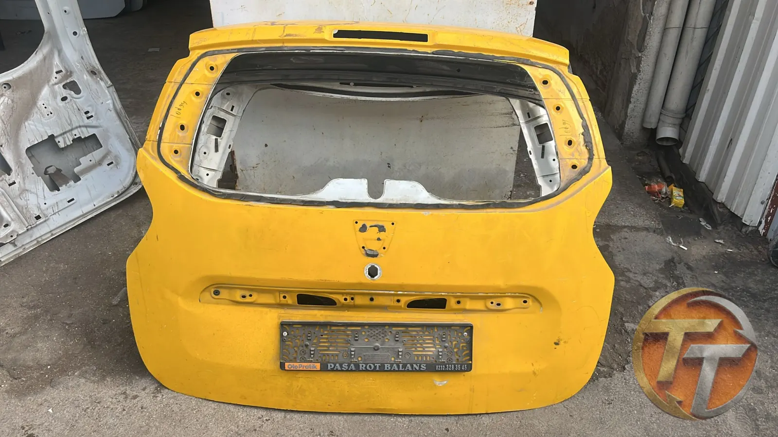 Dacia Lodgy Orjinal Hatasız bagaj kapağı