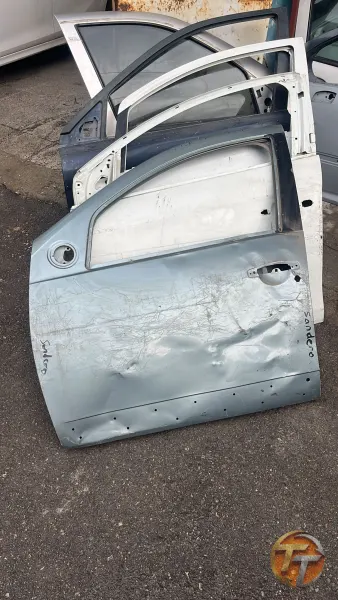 Dacia Sandero Sol Ön Kapı Orjinal