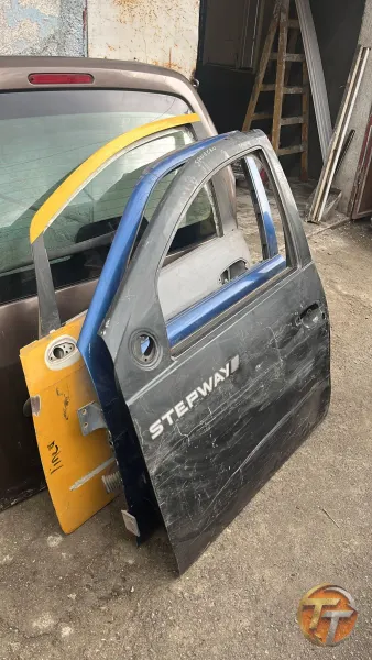 Dacia Sandero Sol Ön Kapı Orjinal