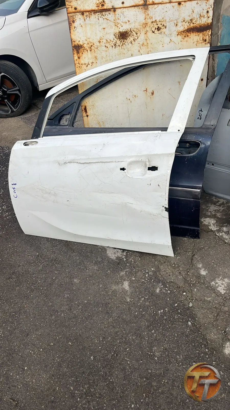 Opel Corsa E Sol Ön Kapı Orjinal Temiz