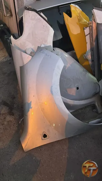 Renault kango 3 sağ ön çamurluk