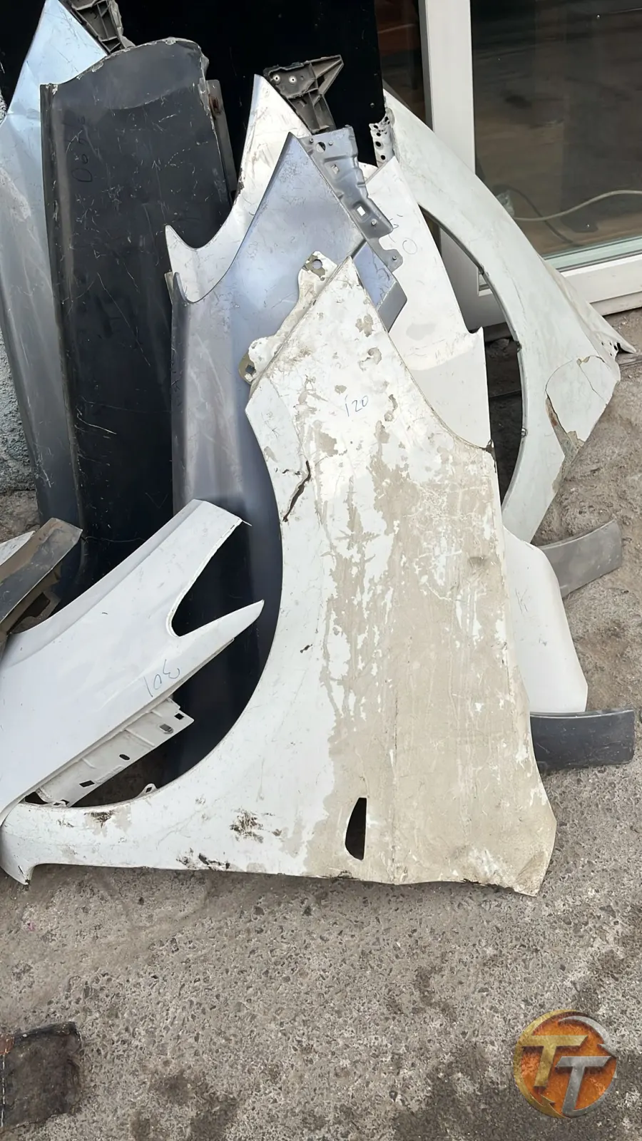 Hyundai i20 sol ön camurluk orjinal