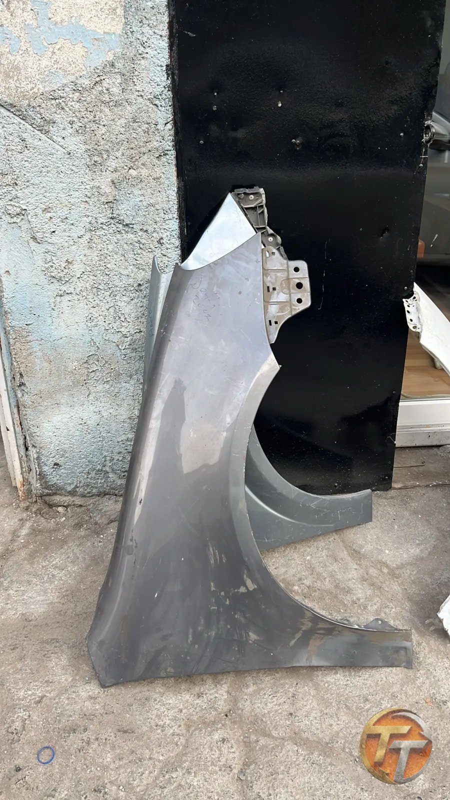 Volkswagen jetta sağ ön camurluk orjinal hatasız