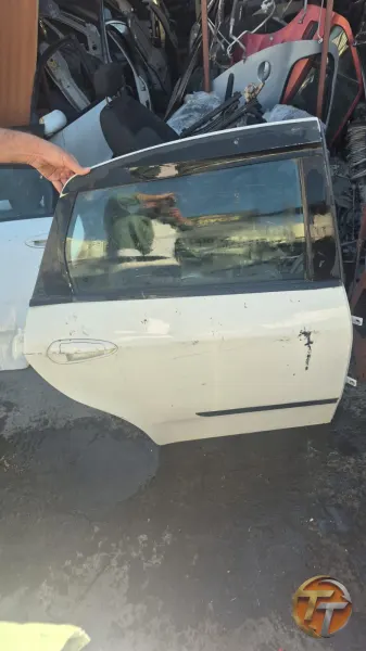 Fiat linea sag arka kapı