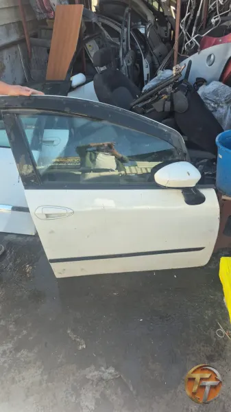 Fiat linea sag ön kapı