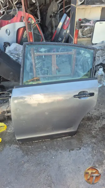 Citroen c4 sol arka kapı