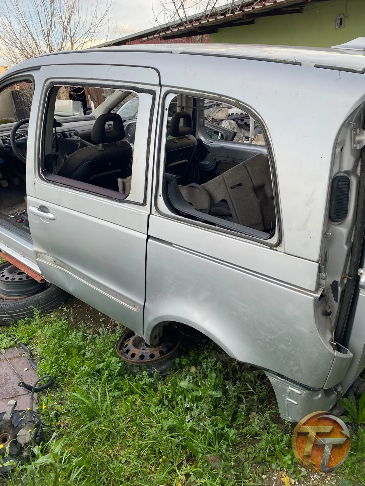 MERCEDES VANEO SOL SÜRGÜLÜ KAPI