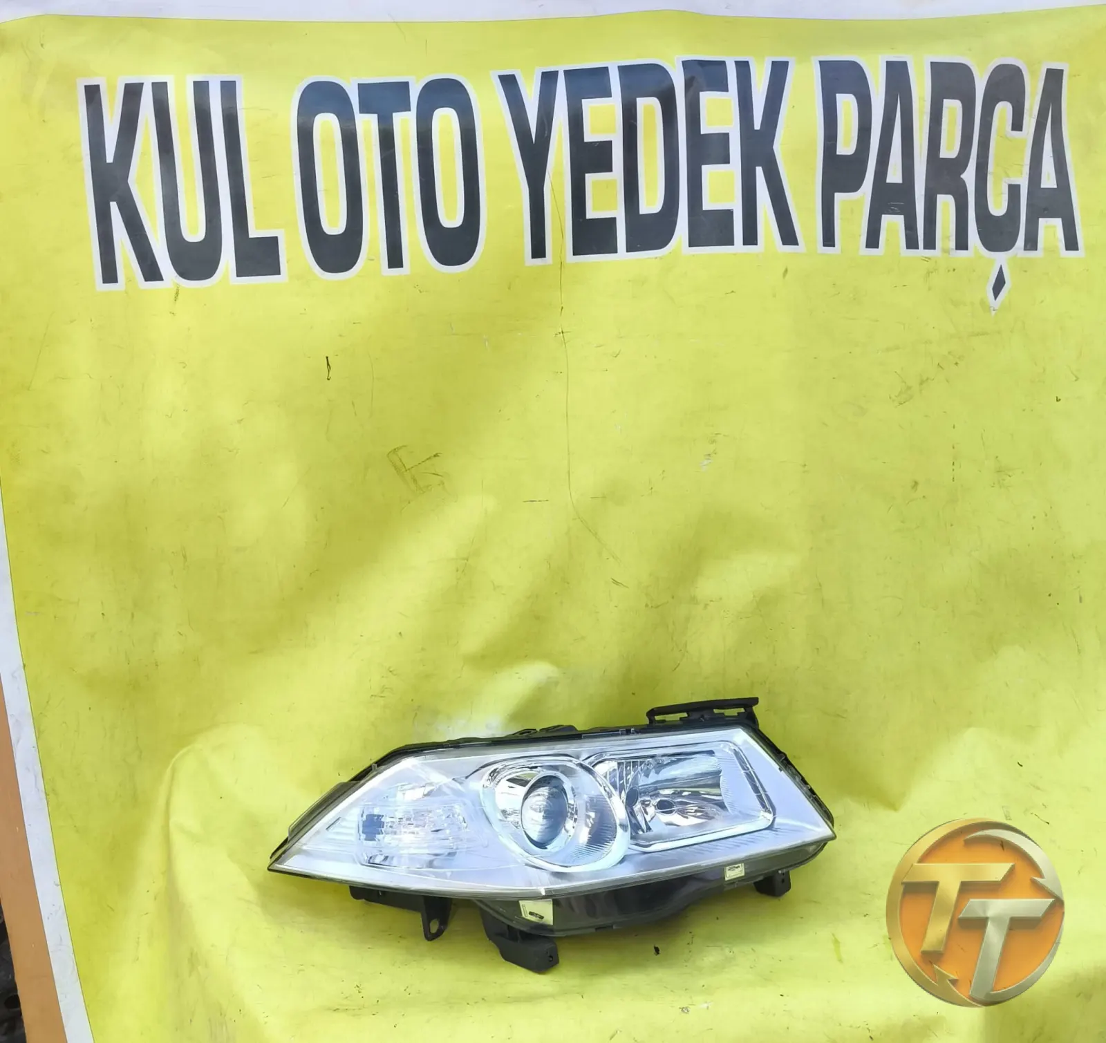Renault Megane 2 sağ mercekli far sıfır