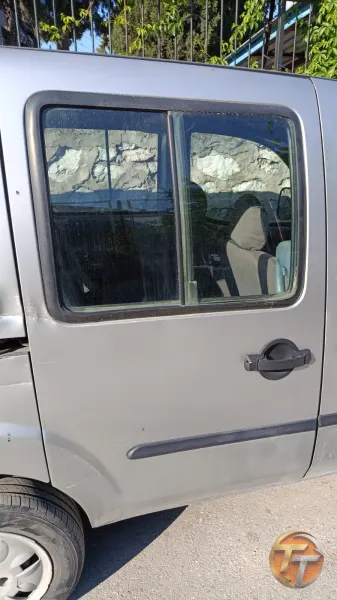 Fiat Doblo sağ Sürgü kapı