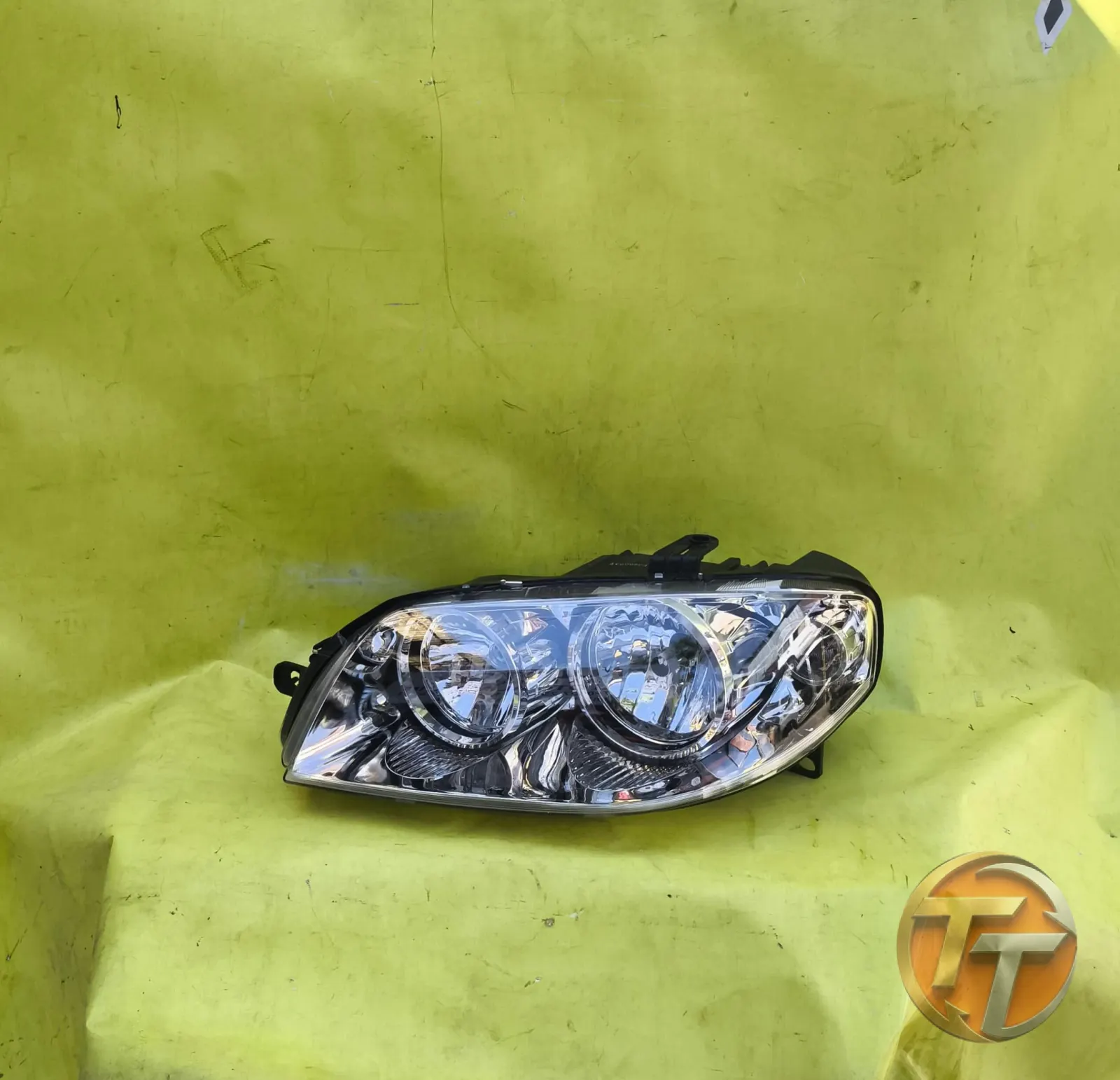 2003-2005 model Fiat Punto sol ön far