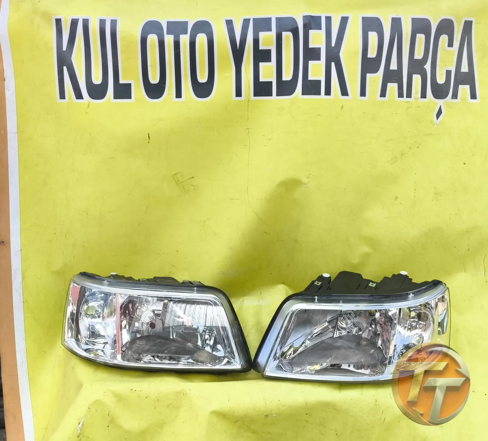 Volkswagen Transporter T5 sağ sol far