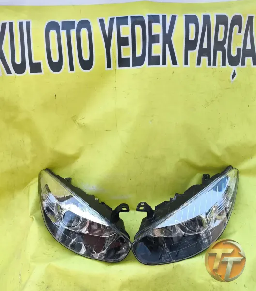 Renault Fluence sağ sol mercekli sıfır far