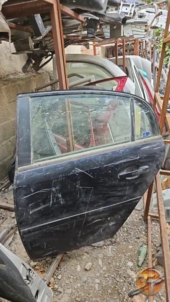 Opel Vectra C sol arka kapı