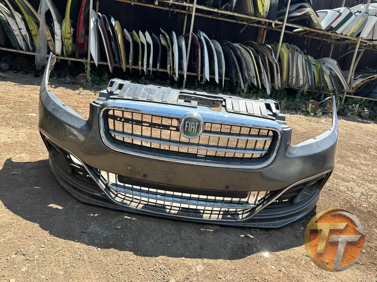 Fiat Linea ön tampon hatasız dolu