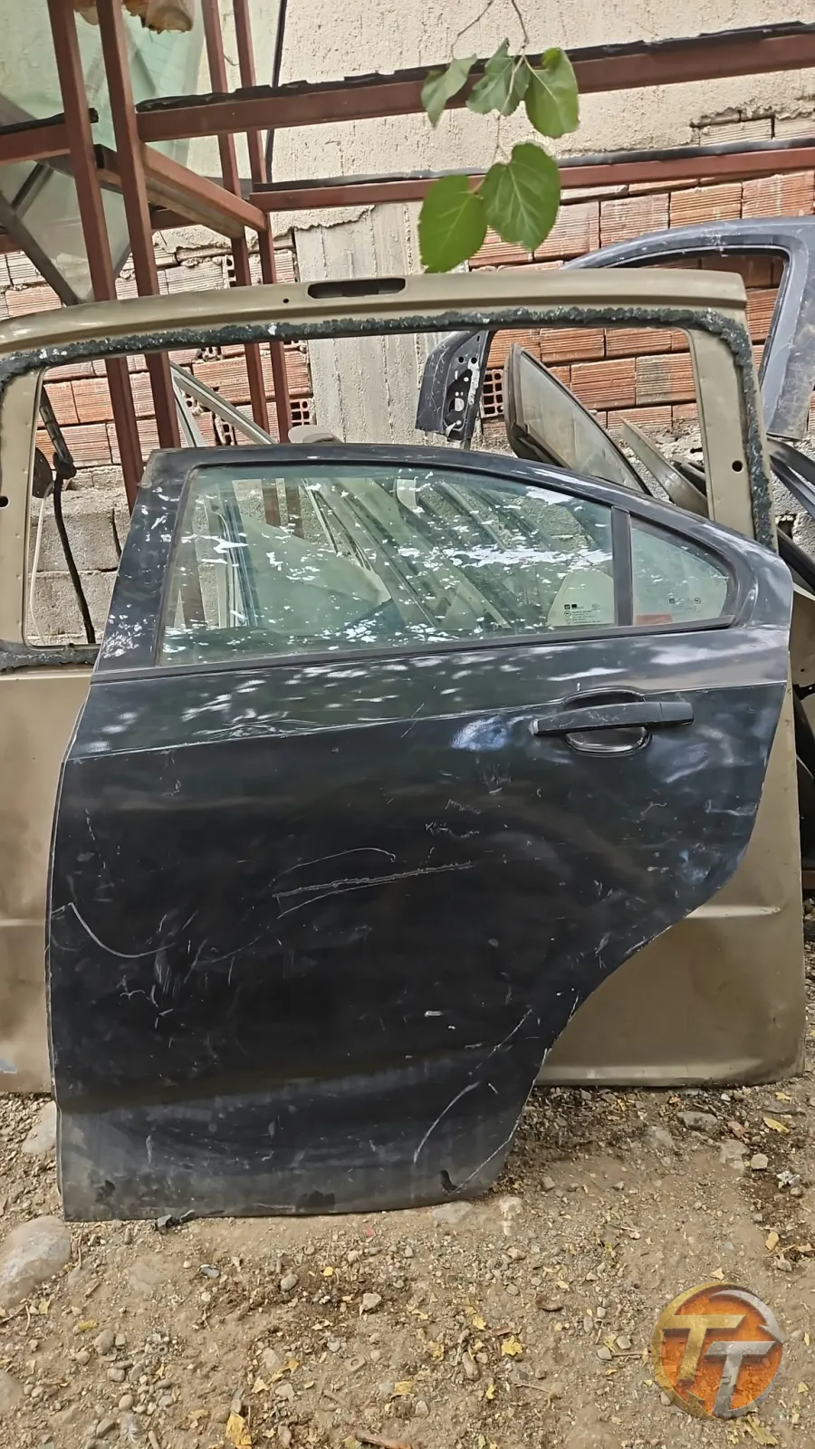 Chevrolet Aveo sol arka kapı