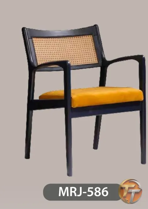 MRJ-586 Sandalye