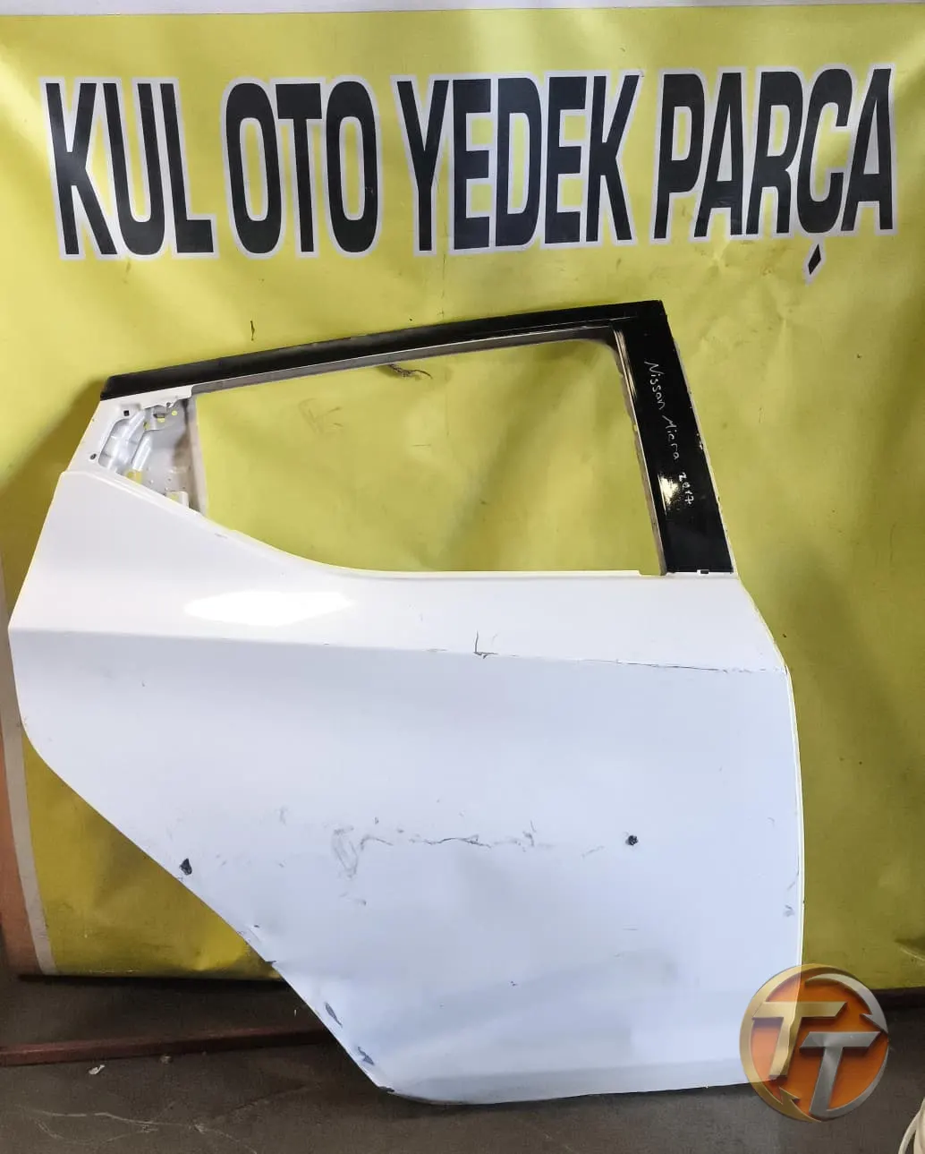 2019 22 model Nissan Micra sağ arka kapı