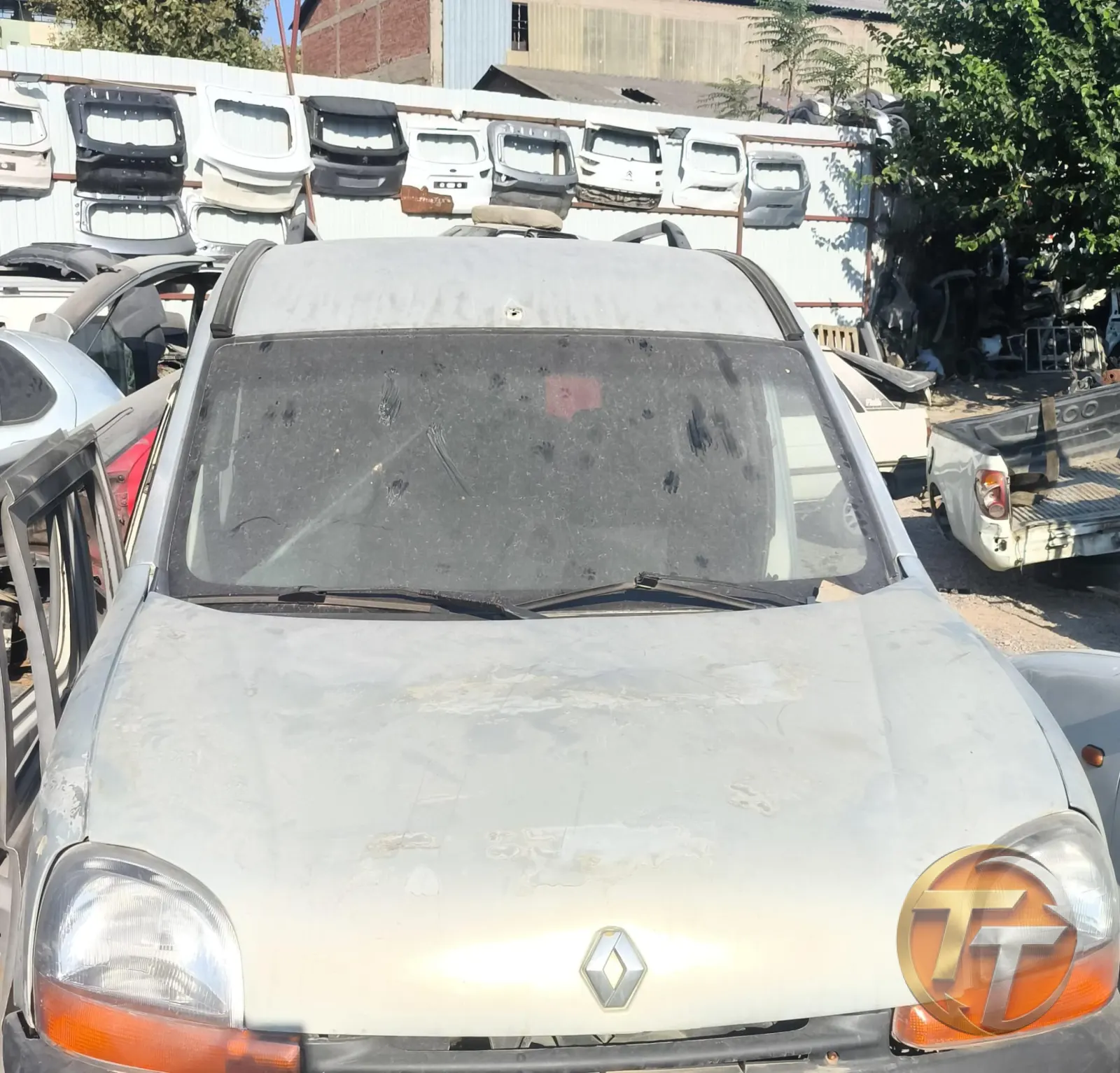 2002 model Renault Kangoo motor kaputu