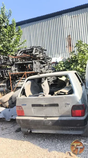 Fiat uno arka bagaj kapağı