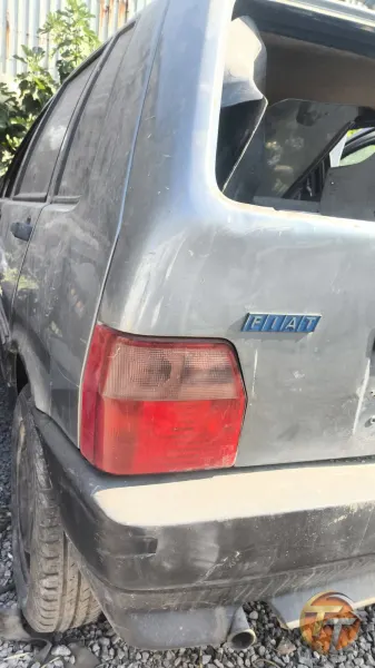 Fiat uno sol arka stop